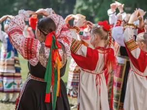 Молодежно-семейный центр «Манеж» приглашает гостей на фестиваль «Красная горка» на территории Нижегородского кремля