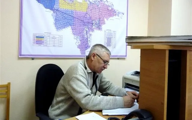 Работает «горячая телефонная линия» по вопросам ЖКХ