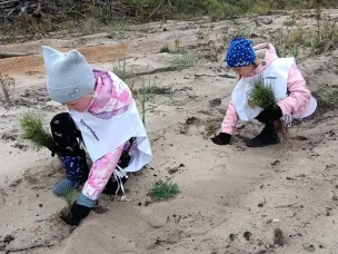 Маленькие кулебачане приняли участие в эко-акции «Что мы сажаем, сажая леса?»