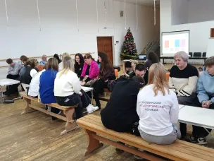 Клуб «Все свои» на форуме «Лидеры общественного мнения»