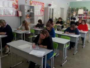 Родители школьников приняли участие в пробном ЕГЭ