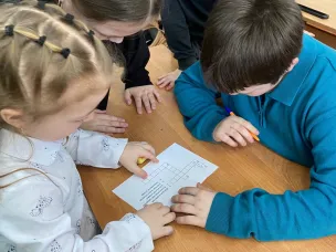 Сотрудники Городской детской библиотеки №2 провели весенний турнир принцесс «Грация и очарование»