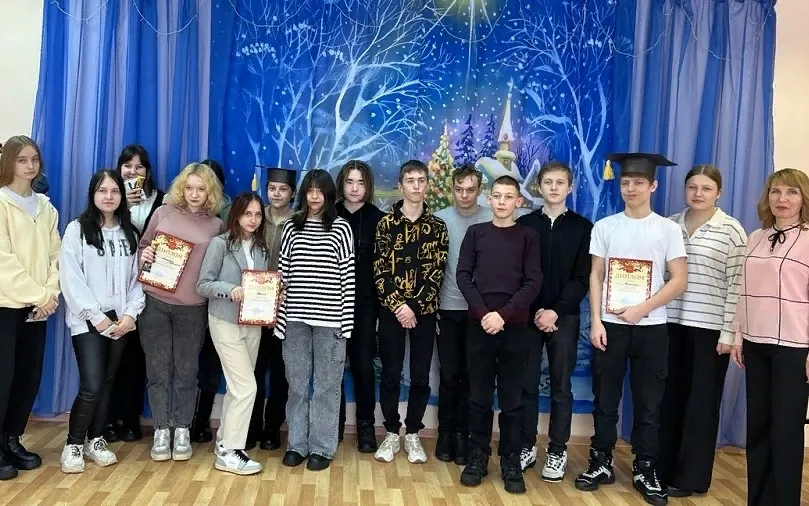 Сотрудники библиотеки провели интеллектуальный турнир «Нескучная наука»