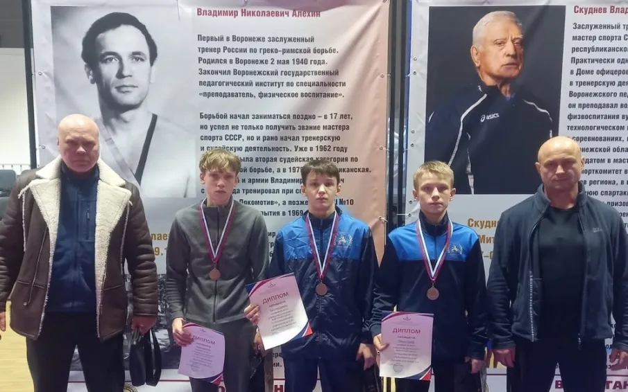 Кулебачане взяли бронзовые награды первенства ЦФО по спортивной борьбе