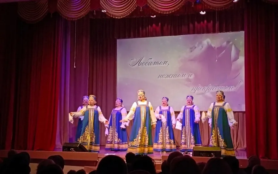 В ДК с.Мурзицы состоялась праздничная концертная программа «Любимым, нежным и прекрасным!»