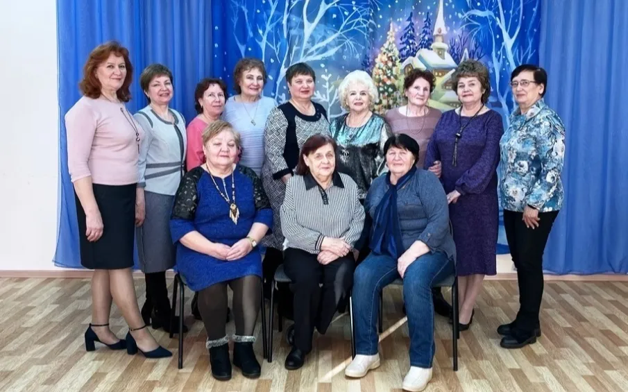 «Какие наши годы»! Встреча ветеранов культуры состоялась в библиотеке