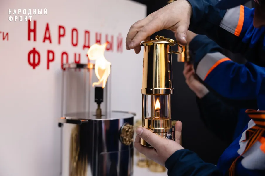 Активисты Народного фронта доставили в Нижний Новгород «Огонь памяти» с Могилы Неизвестного Солдата
