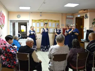 Дворец культуры им. Дубровских побывал в гостях в доме-интернате престарелых граждан и инвалидов с праздничным концертом «Осенний букет поздравлений»