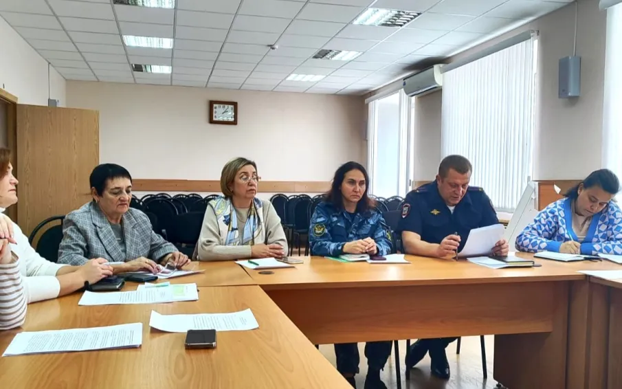 В администрации округа состоялось  очередное заседание антинаркотической комиссии
