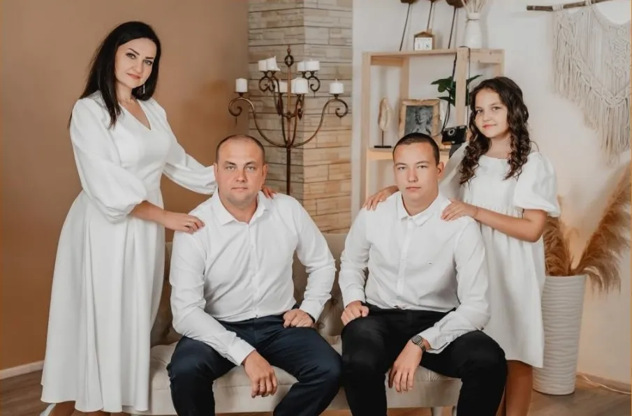 Семья Омельшиных - участница конкурса «Кулебакская семья 2024» в номинации «У нас есть домашний питомец»