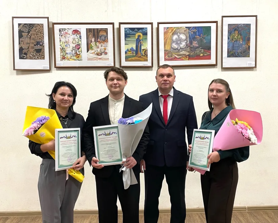 В Кулебаках открылся вернисаж юных художников – отчетная художественная выставка «Лайки от сердца»