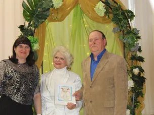 В Кулебаках поздравили семейные пары, отметившие 50-летие супружеской жизни