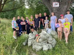 В рамках Всероссийской акции «Вода России» проведена уборка территории пруда «Новостройский»