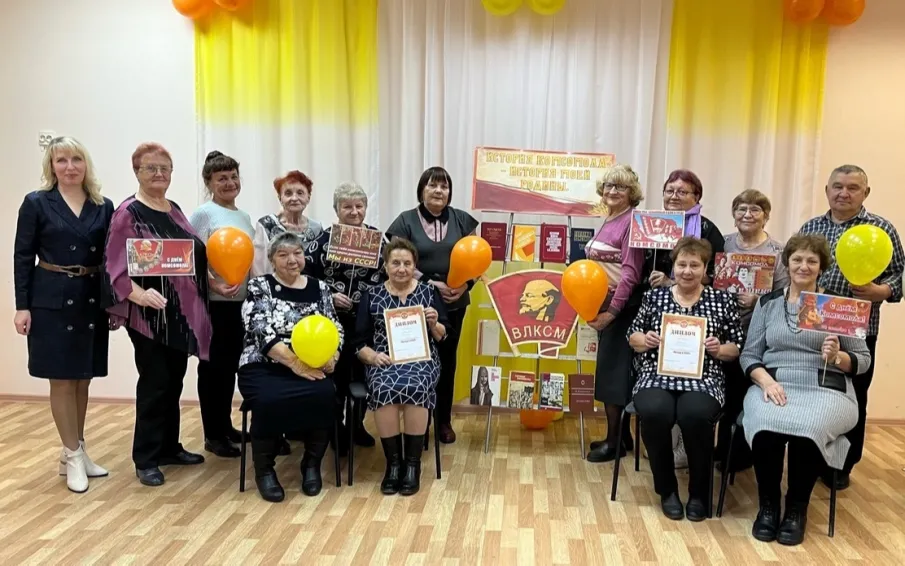 В библиотеке прошла литературно - музыкальная гостиная «Главное, ребята, сердцем не стареть»