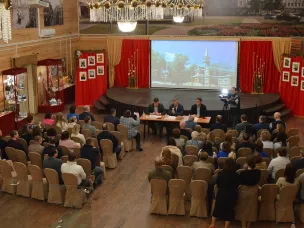 Предприниматели из четырех округов узнали о господдержке бизнеса