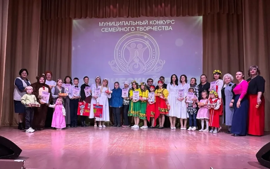 Кулебакские семьи показали таланты в муниципальном конкурсе семейного творчества