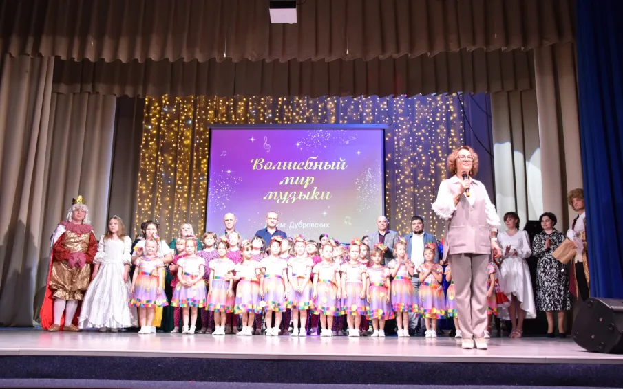 В рамках проекта «Дни культуры г.о.г. Кулебаки» во Дворце культуры им. Дубровских прошла концертная программа «Волшебный мир музыки»