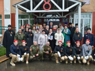 Увековечили память земляков – выпускников школы № 8 Глеба Маскаева и Романа  Петричука