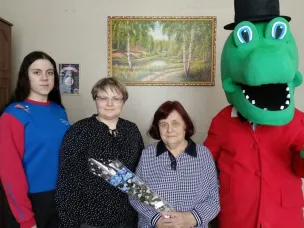 Волонтеры культуры поздравили с Днем рождения Антонину Михайловну Виноградову