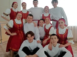 УСПЕШНО ДЕЛЯТСЯ СВОИМИ ЗНАНИЯМИ