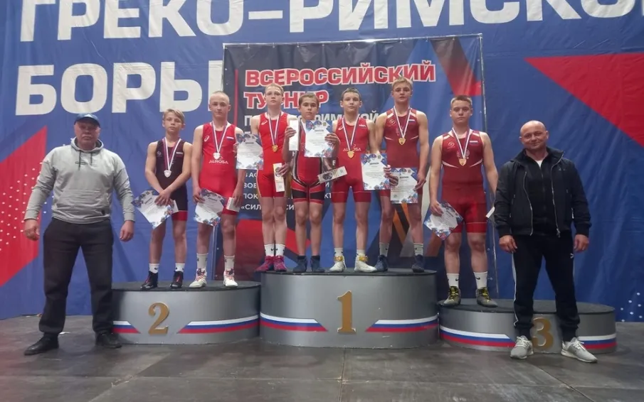 Кулебакские борцы успешно выступили на Всероссийских соревнованиях по спортивной борьбе «Сила России»