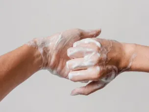 Зачем нужно мыть руки?