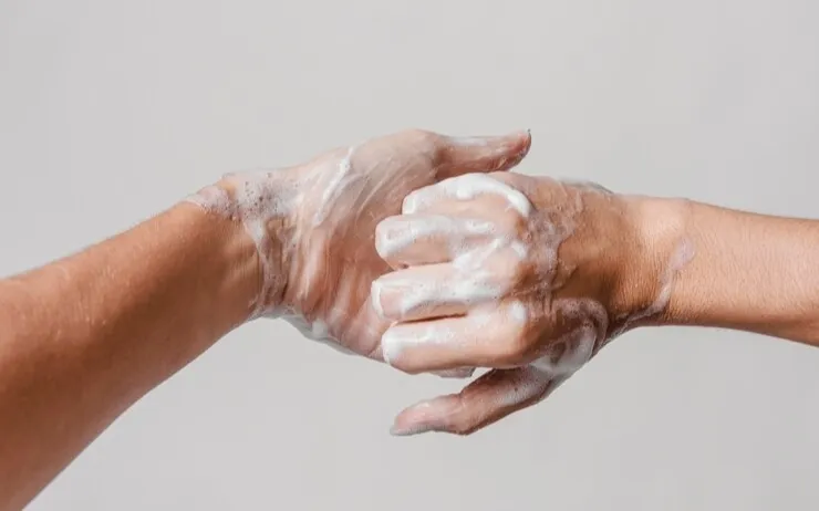 Зачем нужно мыть руки?
