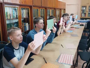 Гости библиотеки узнали, в чем секрет стереокартинок и как они влияют на зрение