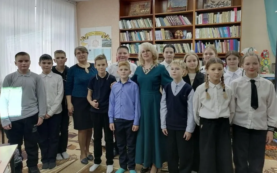 В Саваслейской библиотеке прошел поэтический час с  поэтессой  Ириной Пыхтеевой