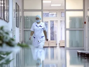 Участники СВО в отпуске смогут получать медпомощь в любой государственной клинике