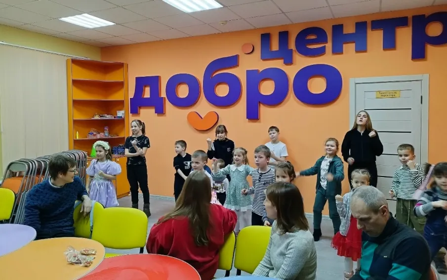 В преддверии Международного женского дня в Центральной детской библиотеке состоялся трогательный праздник «Нет тебя прекрасней, мамочка моя»