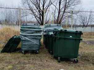 Администрация провела повторную закупку новых контейнеров взамен поврежденных