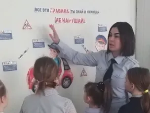 Ольга Хажметова напомнила школьникам о правилах безопасного поведения на улицах в зимний период