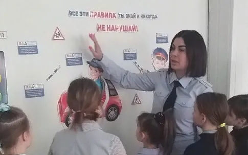 Ольга Хажметова напомнила школьникам о правилах безопасного поведения на улицах в зимний период