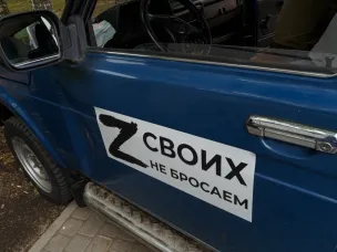 Дом народного единства передал четыре автомобиля нижегородским участникам СВО