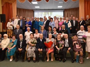 Кулебакские семейные пары, отметившие 50-летие супружеской жизни, принимали поздравления 