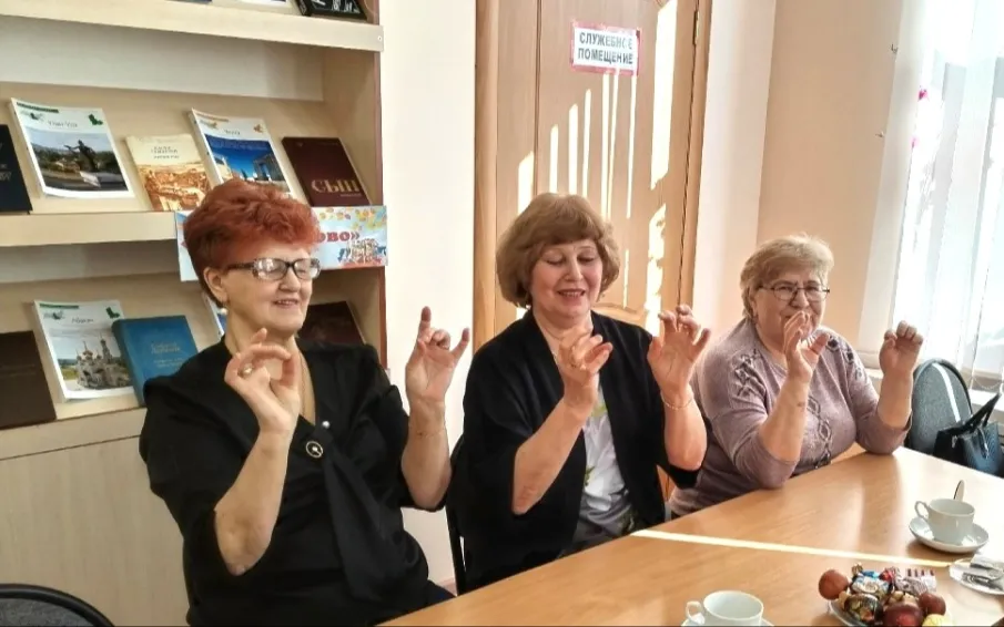 В Центральной библиотеке прошла очередная встреча с членами Кулебакского городского общества ВОИ в рамках цикла тренингов
