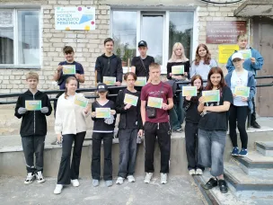 Летний трудовой десант школьников преобразил улицы и привил любовь к чистоте родного города