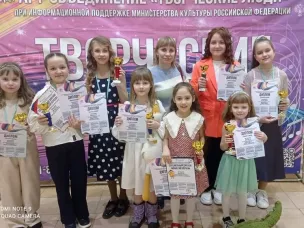 Вокальный коллектив Дворца культуры им. Дубровских - Лауреат Всероссийского фестиваля-конкурса художественного творчества