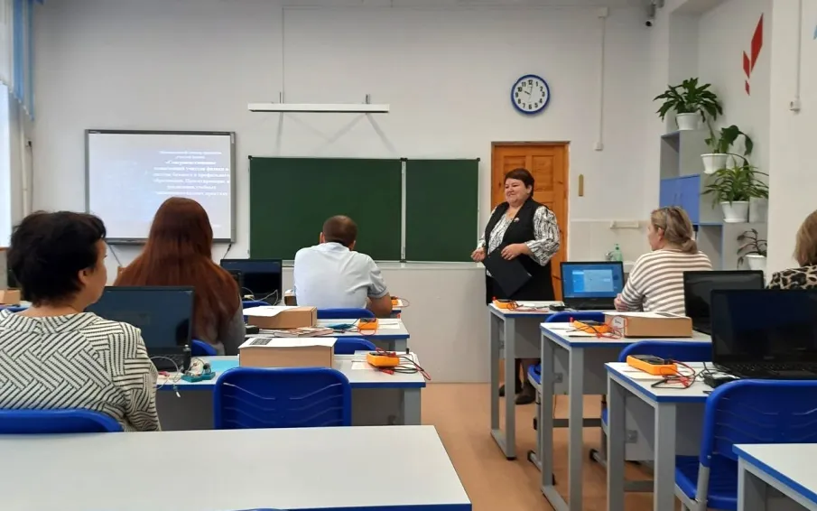 В школе №9 прошёл муниципальный семинар-практикум