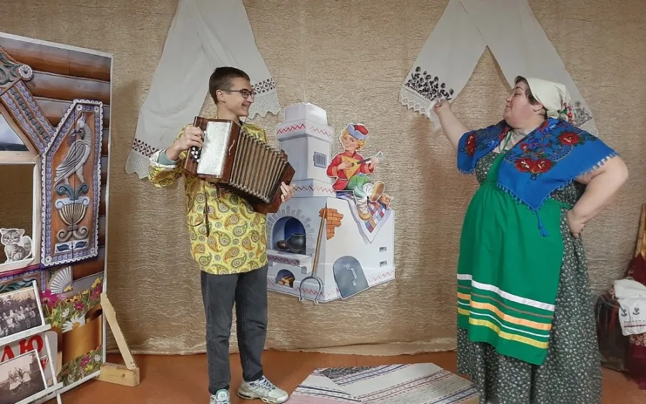 Молодежь села Шилокша заглянула в мир русского старинного быта