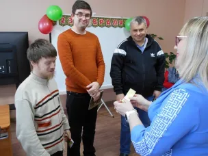 Огонёк в кругу друзей «Масленица – блиноедка» прошел в библиотеке