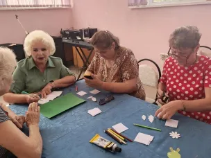 Ромашки из фетра ко Дню семьи, любви и верности