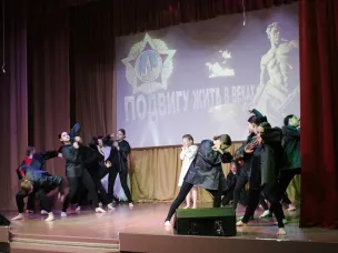 В ДК с.Мурзицы прошел концерт «Подвигу жить в веках», посвященный Дню Победы в Великой Отечественной войне
