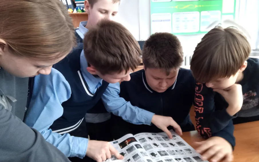 Для пятиклассников Мурзицкой школы провели час юного патриота «Афганистан: память и мужество»