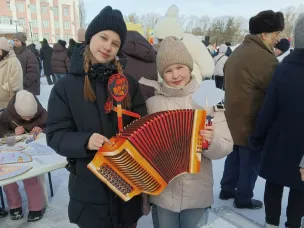 «Масленичный разгуляй» на площади Ленина