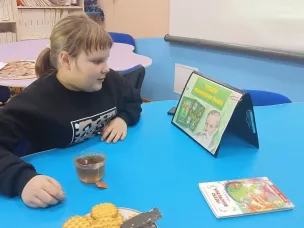 Литературный час «Чародей малахитовых былей» состоялся в городской библиотеке