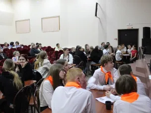 В ДК с.Мурзицы состоялся Молодёжный квиз «Венец всех ценностей семья!»