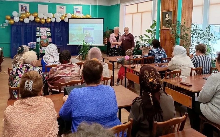 Премьера книги жительницы поселка Татьяны Васильевны Ильичевой состоялась в Гремячевской библиотеке