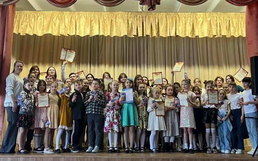 Муниципальный фестиваль песни на иностранном языке «Spring Song»  прошел в Кулебаках